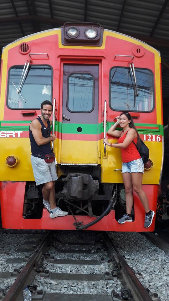 maeklong station stazione treno 2