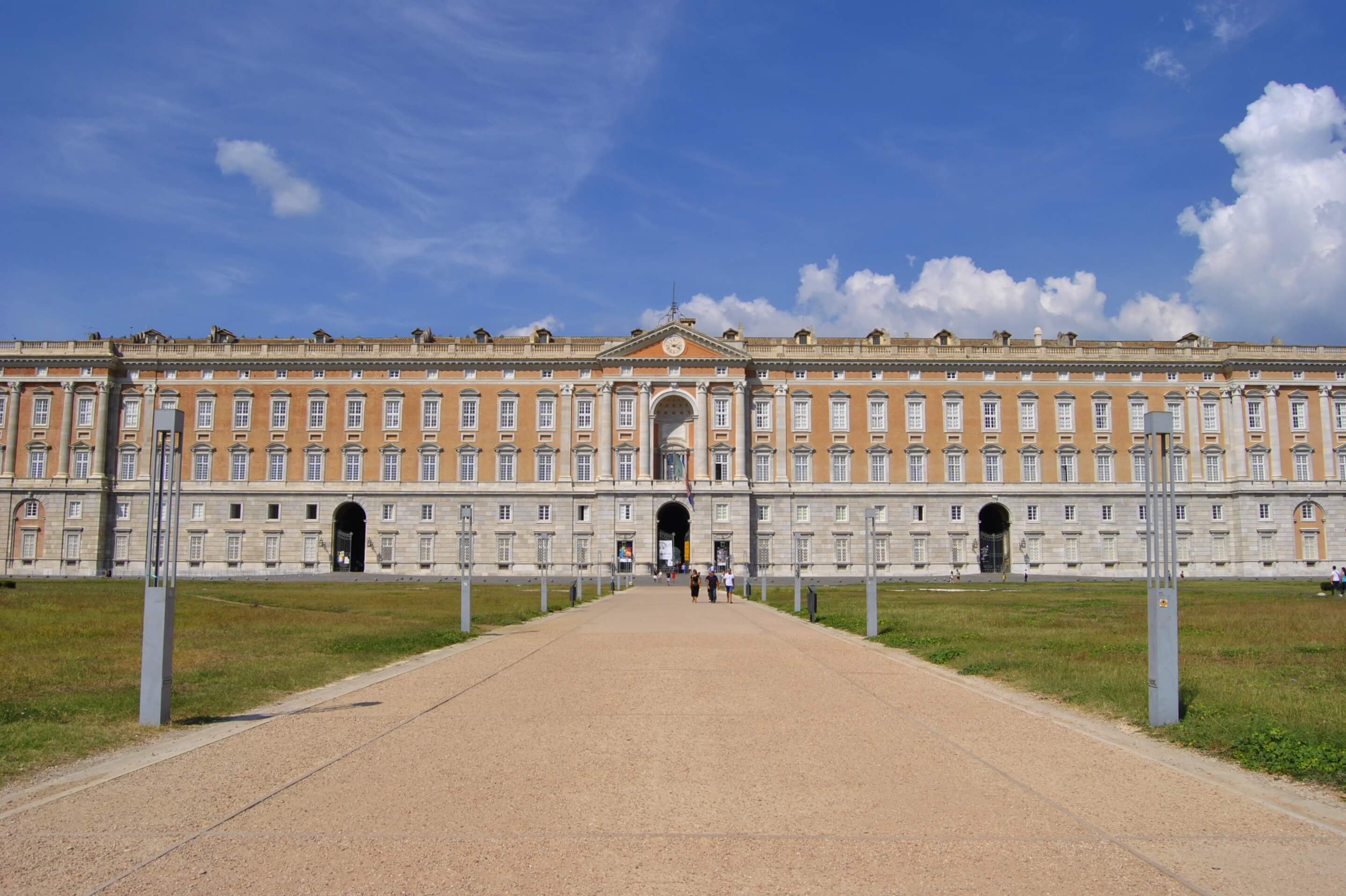 La Reggia di Caserta, facciata