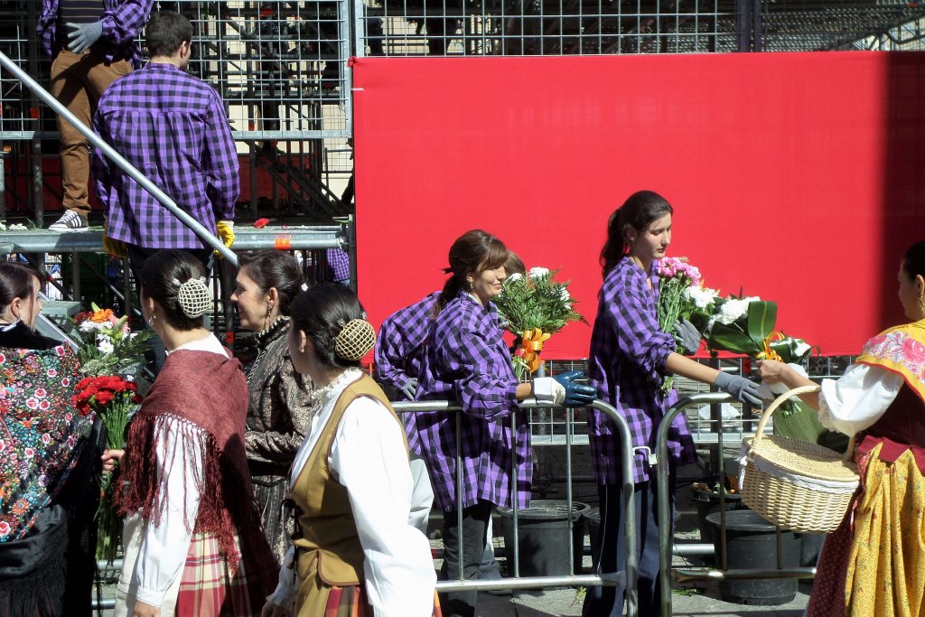 festa-del-pilar-ofrenda